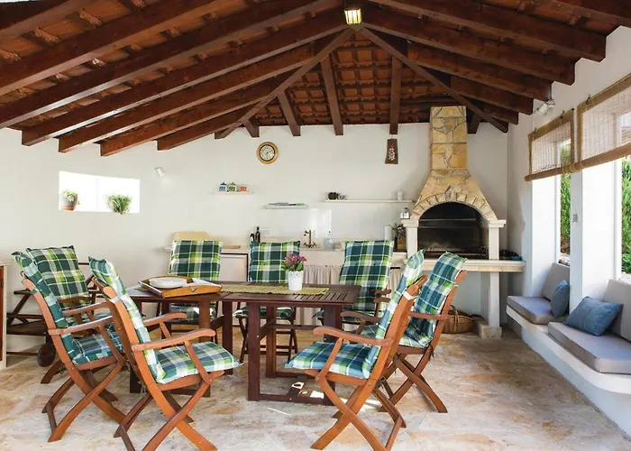 Liveja Ii Iv * Trogir